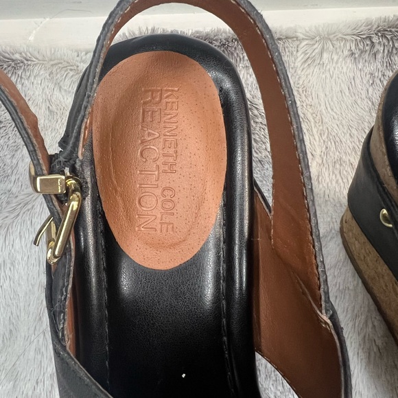 Kenneth Cole Reaction Black Leather Cork Wedges Size 8 - Picture 9 of 9